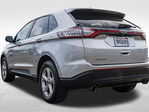Used 2015 Ford Edge SE image 7