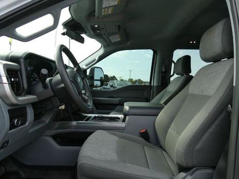 Certified 2024 Ford F250 XLT w/ FX4 Off-Road Package AWD/4WD image 23