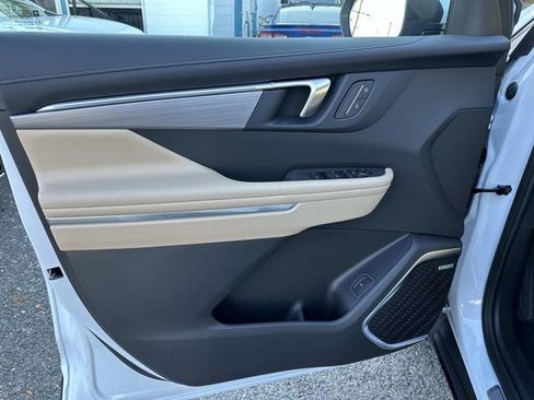 New 2026 Buick Enclave Preferred image 8