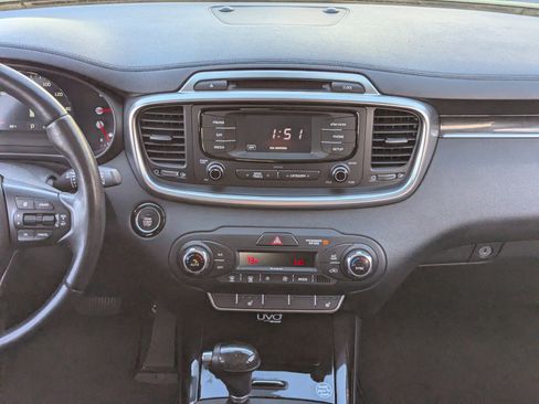 Used 2016 Kia Sorento EX w/ EX Premium Package image 14