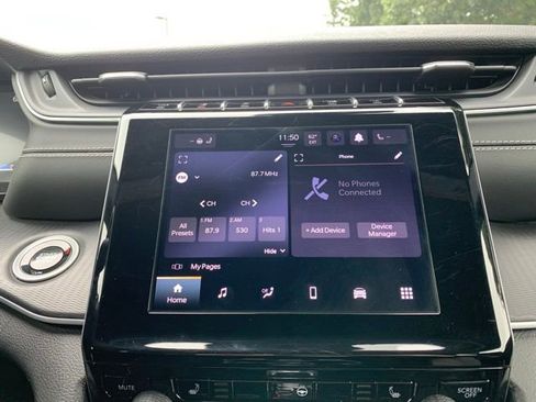 Used 2024 Jeep Grand Cherokee Altitude image 16