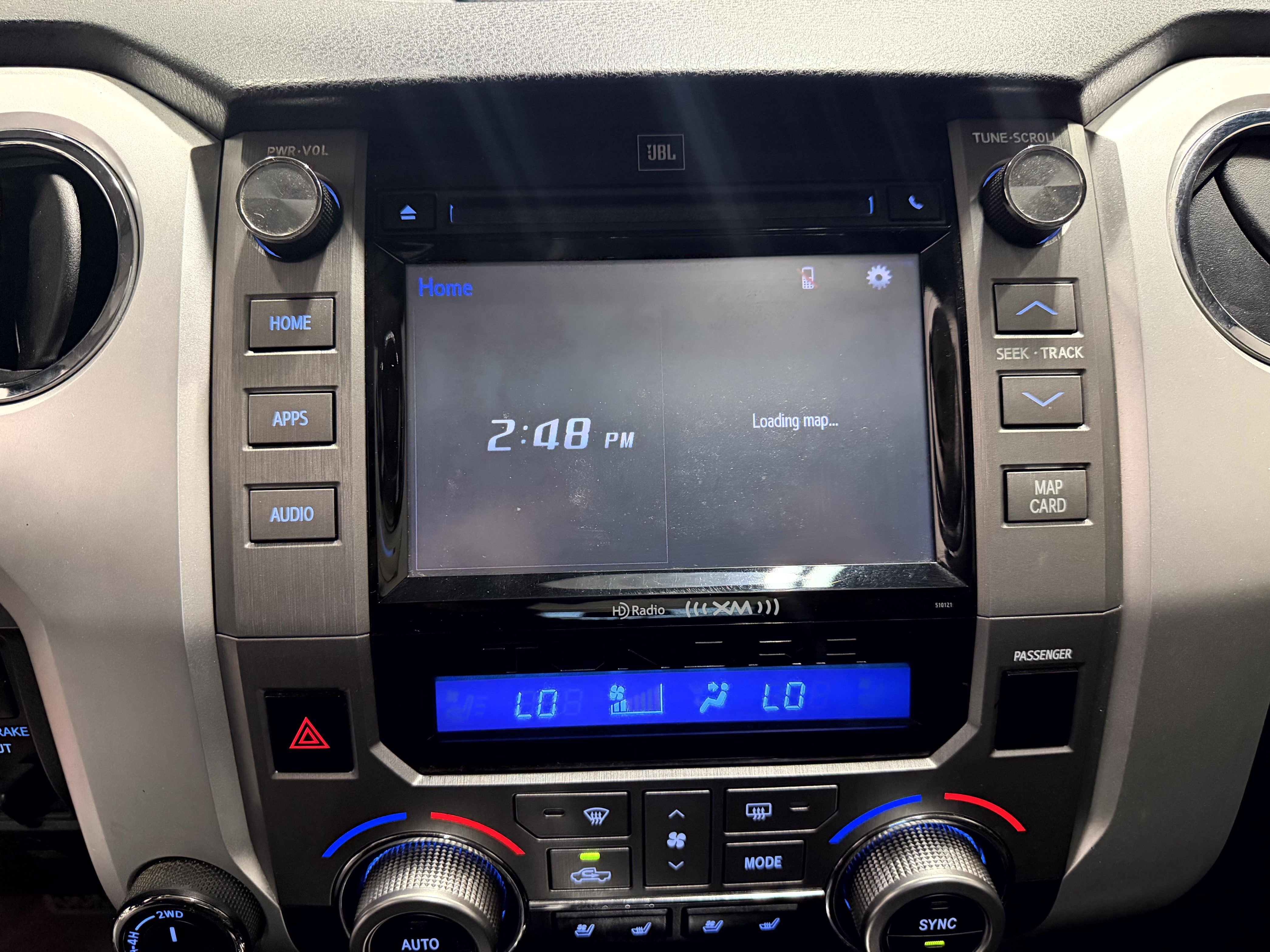 Used 2017 Toyota Tundra Platinum AWD/4WD image 17
