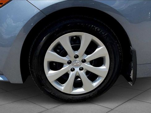 Used 2024 Toyota Corolla LE image 11