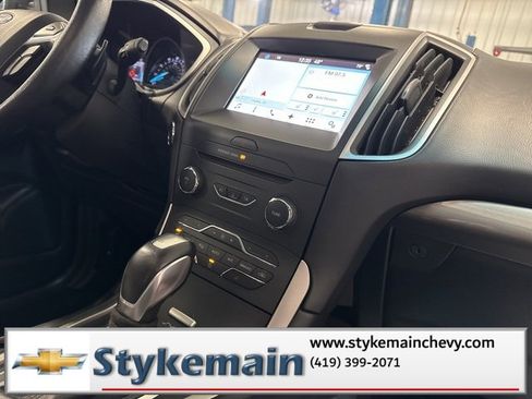Used 2017 Ford Edge SEL w/ Equipment Group 201A image 22