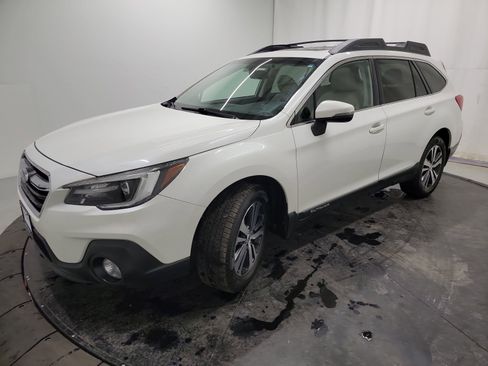 Used 2019 Subaru Outback 2.5i Limited image 3