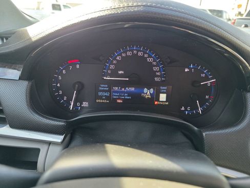 Used 2016 Cadillac XTS Luxury image 16