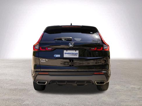 Used 2025 Honda CR-V Sport image 8