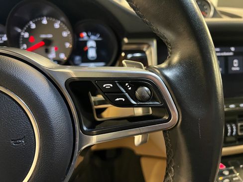 Used 2019 Porsche Macan S image 14