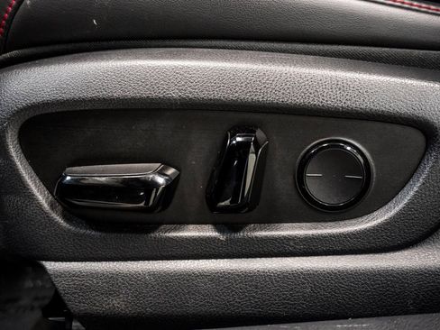 Used 2023 Lexus UX 250h F Sport image 7