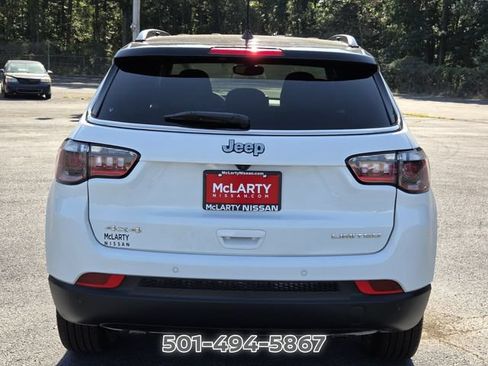 Used 2026 Jeep Compass Limited AWD/4WD image 4