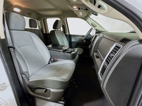 Used 2024 RAM 1500 Classic SLT image 23