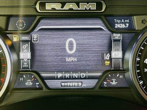 Used 2025 RAM 2500 Big Horn RWD image 15