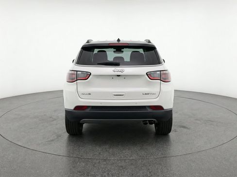 Used 2025 Jeep Compass Limited AWD/4WD image 7