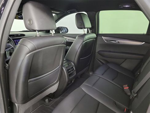 Certified 2023 Cadillac XT5 Luxury image 12
