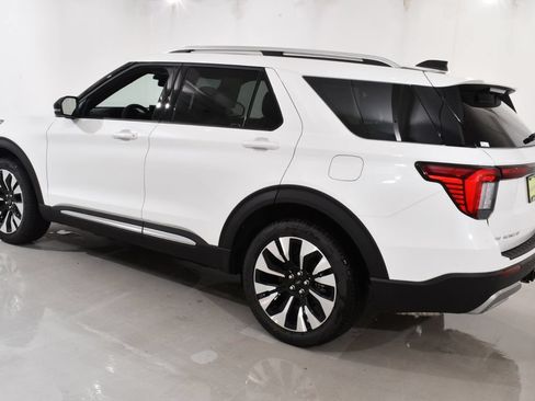 New 2026 Ford Explorer Platinum w/ LUX Leather Package AWD/4WD image 15