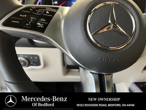 Used 2026 Mercedes-Benz GLB 250 4MATIC image 26