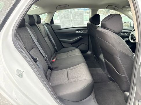 Used 2023 Honda Accord LX image 10