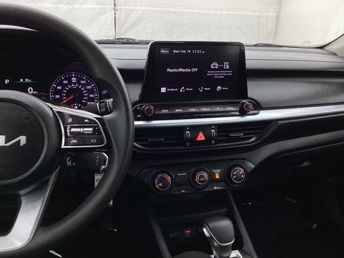 Used 2022 Kia Forte LXS image 33