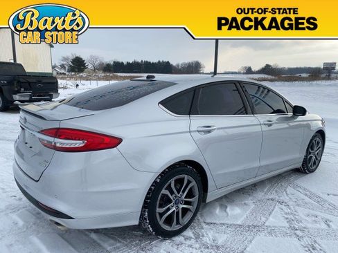 Used 2017 Ford Fusion SE w/ Equipment Group 201A image 6