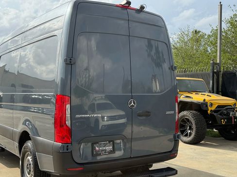 Used 2019 Mercedes-Benz Sprinter 144 image 19