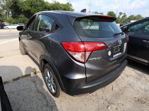 Used 2017 Honda HR-V LX image 9
