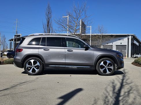 Certified 2025 Mercedes-Benz GLB 250 4MATIC image 2