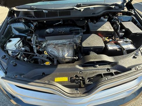 Used 2015 Toyota Venza LE AWD/4WD image 24