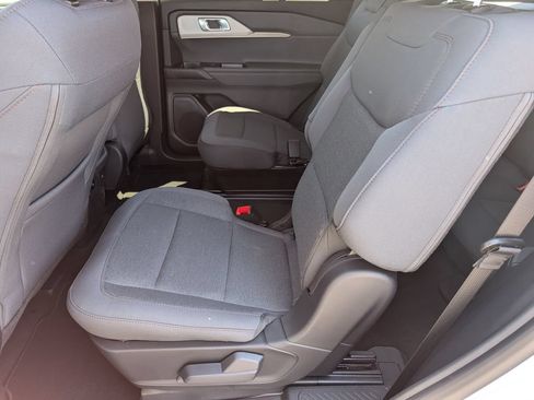 New 2026 Ford Explorer Active RWD image 9