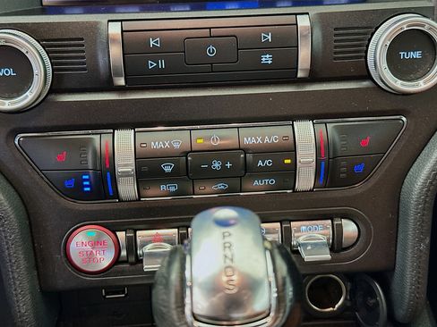 Used 2019 Ford Mustang Premium RWD image 24