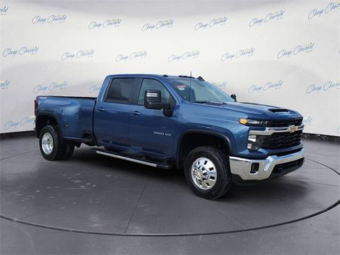 New 2026 Chevrolet Silverado 3500 LT w/ All Star Edition image 7