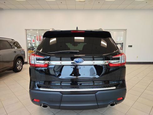 Used 2024 Subaru Ascent Limited w/ Technology Package image 4