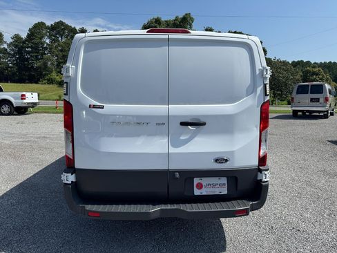 Used 2015 Ford Transit 150 130 Low Roof RWD image 4