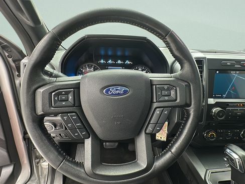 Used 2018 Ford F150 XLT w/ Equipment Group 302A Luxury AWD/4WD image 18