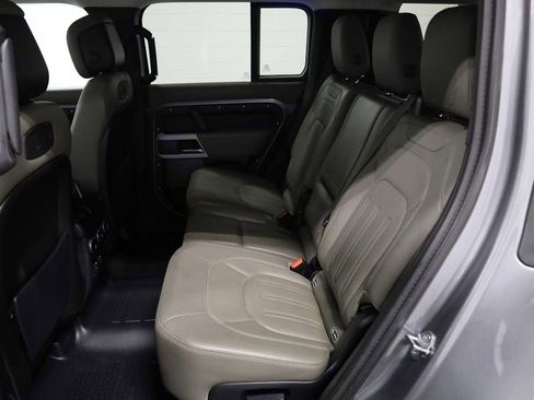 Used 2020 Land Rover Defender 110 SE image 34