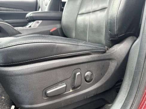 Used 2023 Kia Telluride EX w/ EX Captain's Chair Package FWD image 5