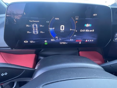 Used 2024 Chevrolet Blazer EV RS image 12