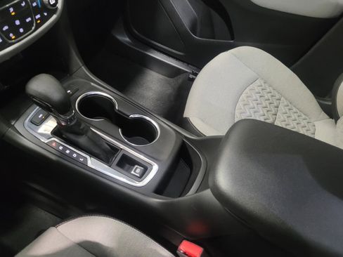 Used 2023 Chevrolet Equinox LT w/ Driver Convenience Package image 26