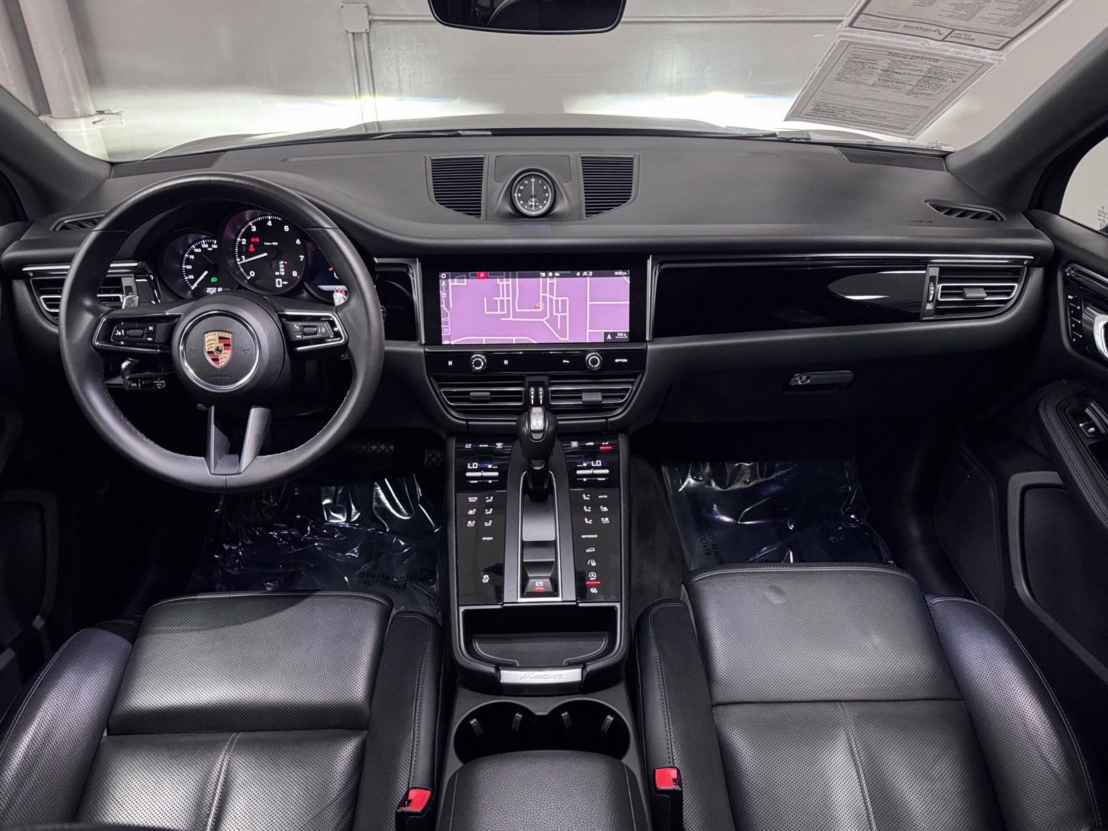 Used 2024 Porsche Macan AWD/4WD image 36