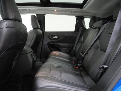 Used 2023 Jeep Cherokee Altitude Lux w/ Lux Elite Package AWD/4WD image 25