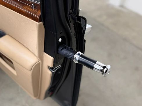 Used 2011 Rolls-Royce Ghost RWD image 37