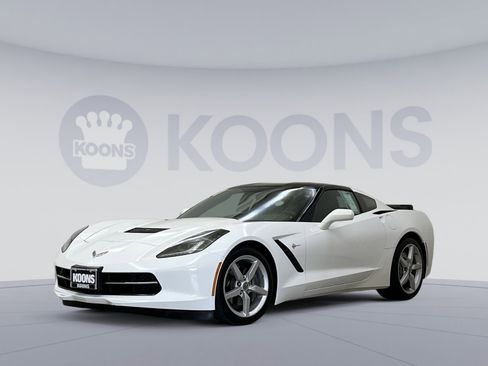 Used 2017 Chevrolet Corvette Stingray Coupe w/ 2LT Preferred Equipment Group image 1