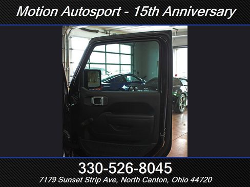Used 2022 Jeep Wrangler Sport AWD/4WD image 36