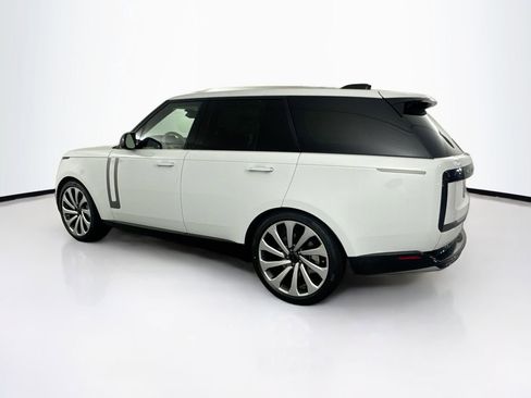 New 2026 Land Rover Range Rover SE image 7