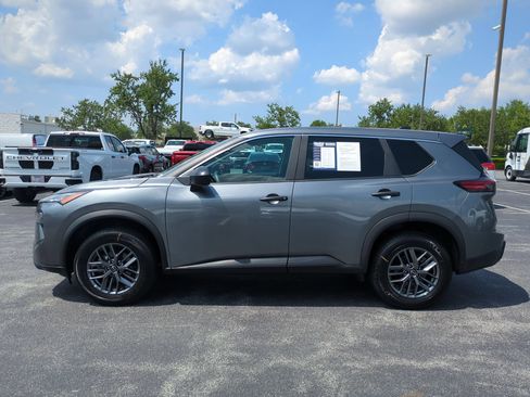 Used 2024 Nissan Rogue S AWD/4WD image 7