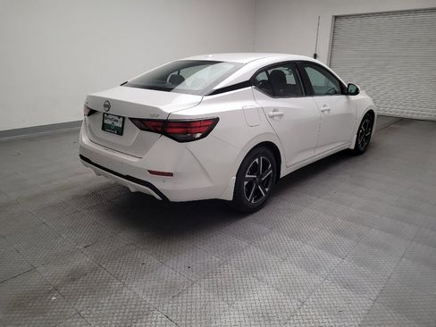 Used 2024 Nissan Sentra SV image 9
