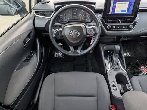 Used 2024 Toyota Corolla LE image 12