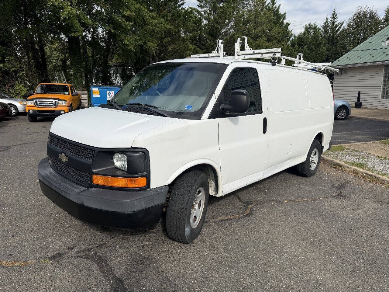 Used 2007 Chevrolet Express 1500 RWD image 3