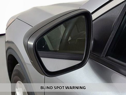 Used 2022 Ford Escape SE image 3