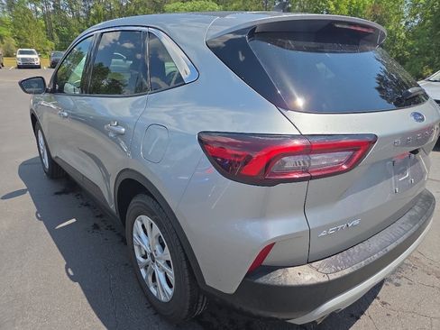 Used 2024 Ford Escape Active image 4