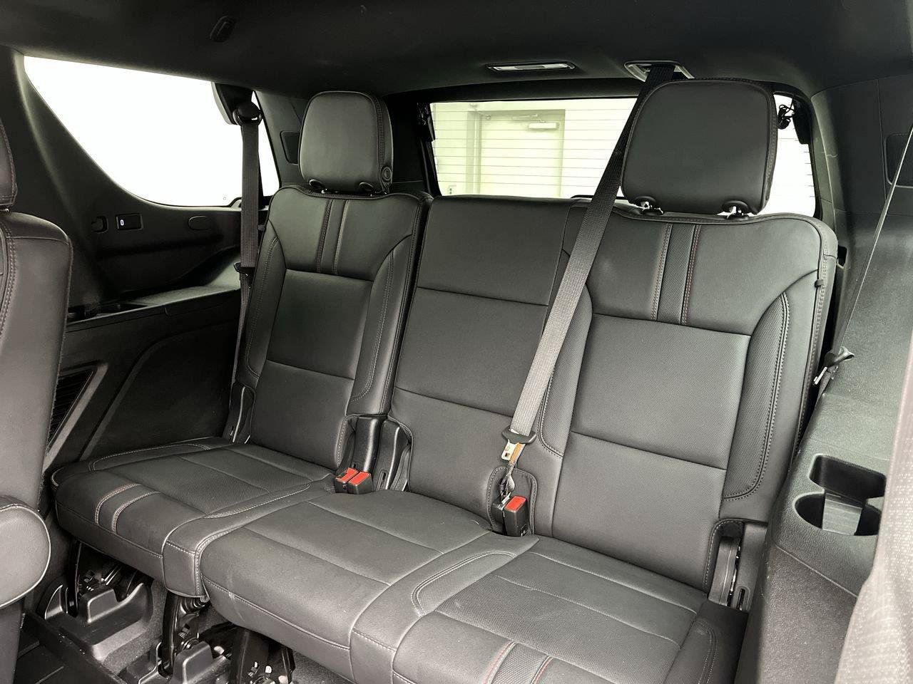 Used 2022 Chevrolet Tahoe RST w/ Luxury Package AWD/4WD image 13